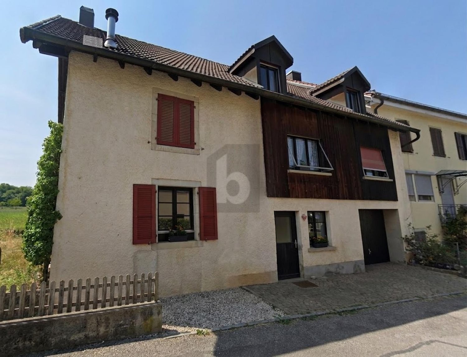 6-Zimmer-Duplexhaus, Foto 2 von 4