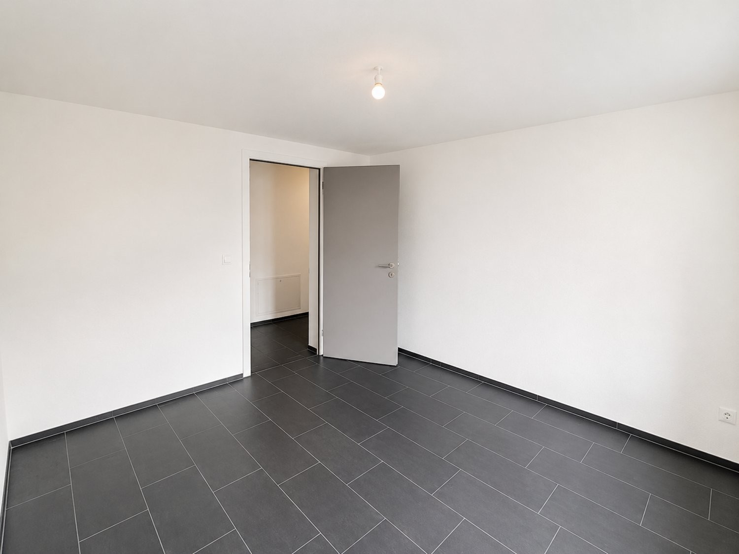 23 ½ rooms multi family house