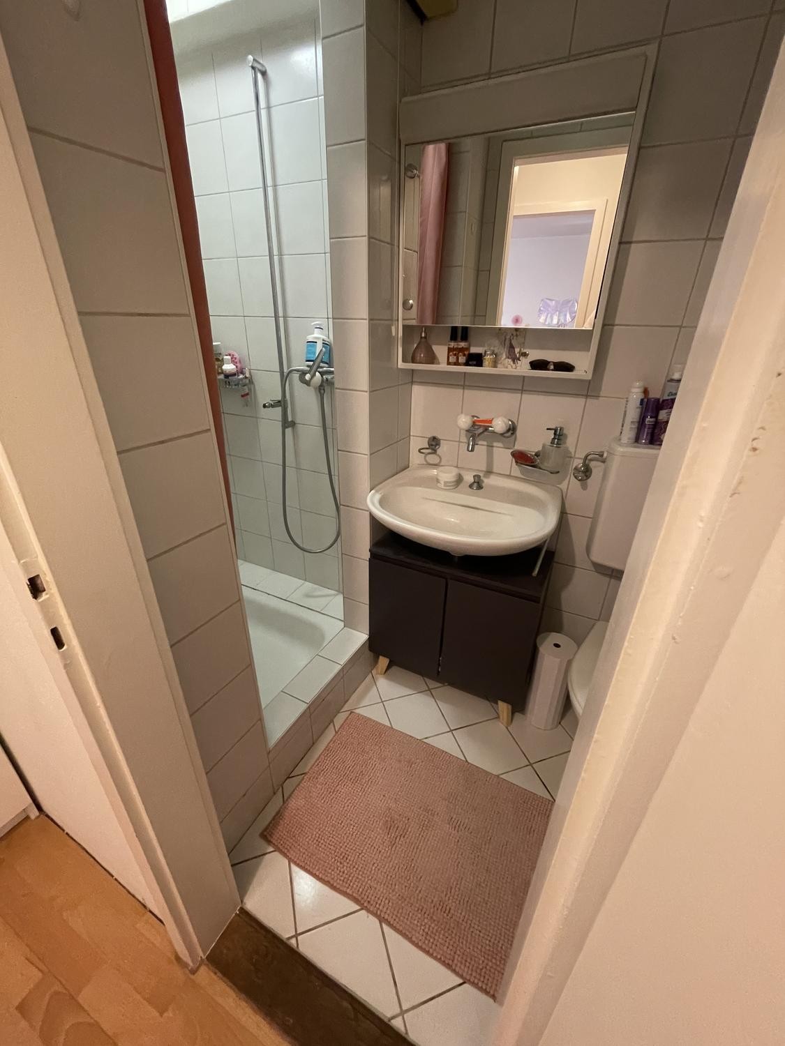 1 room apartment, Foto 8 von 10