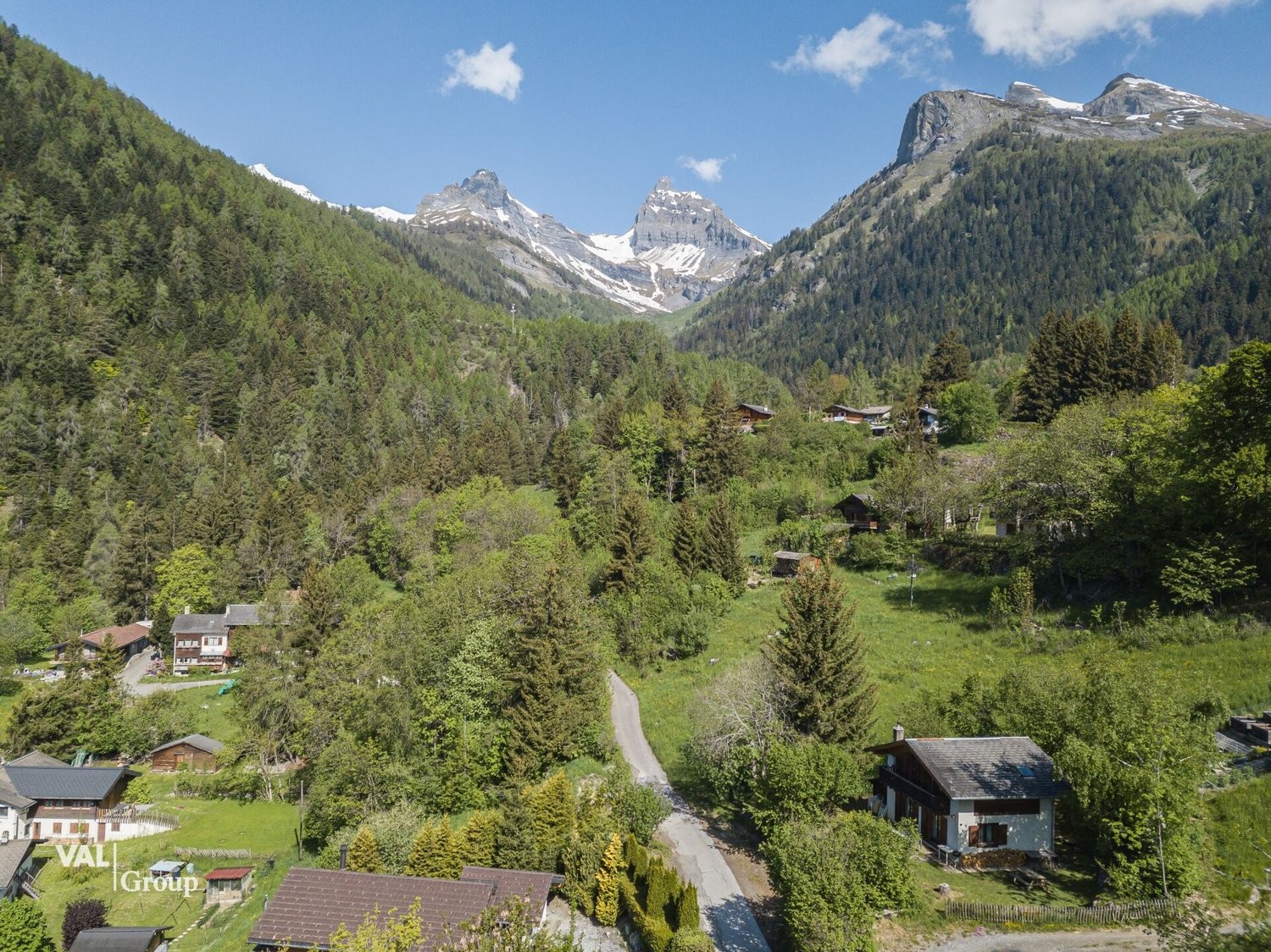 1529m² building land, photo 3 of 5