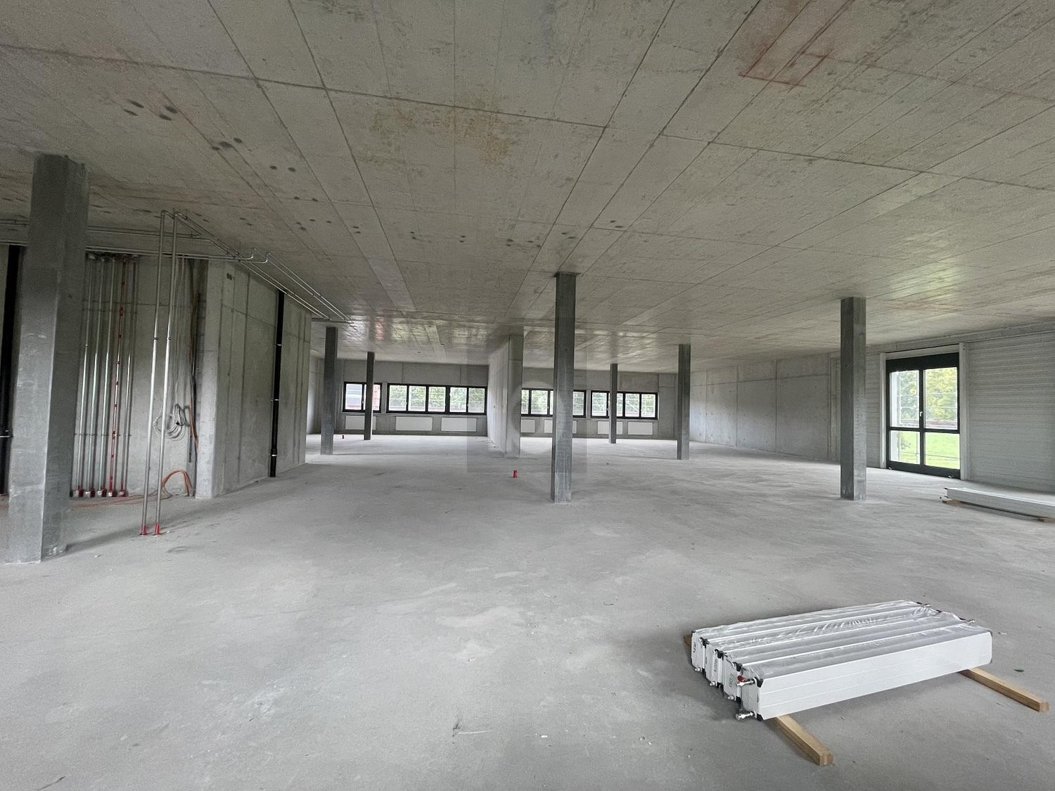 166m² industrial object