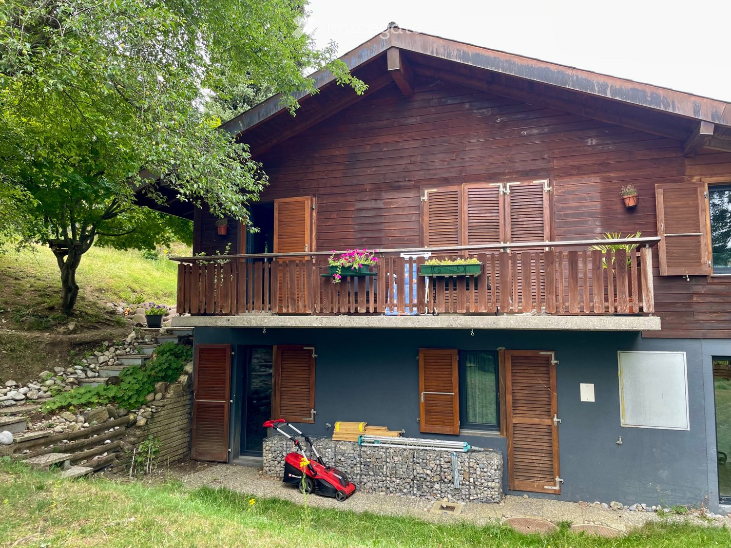 6-Zimmer-Einfamilienhaus, Foto 1 von 5
