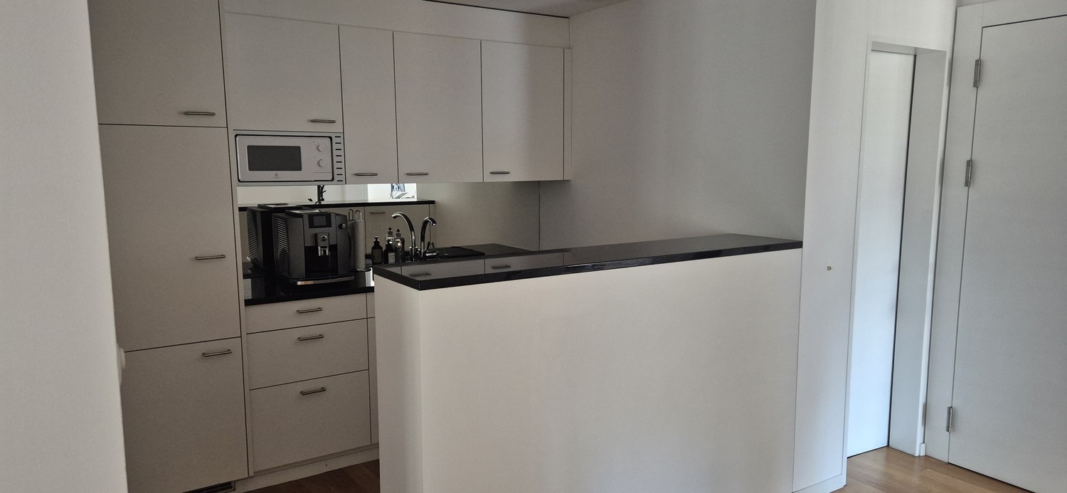 Bureau de 25m², photo 7 sur 9