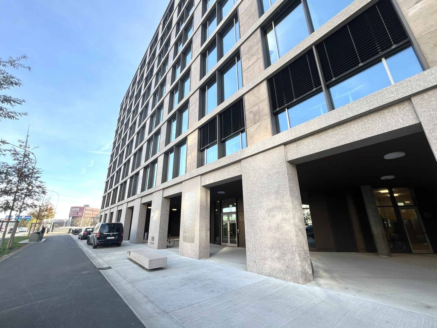300m² Büro, Foto 4 von 10