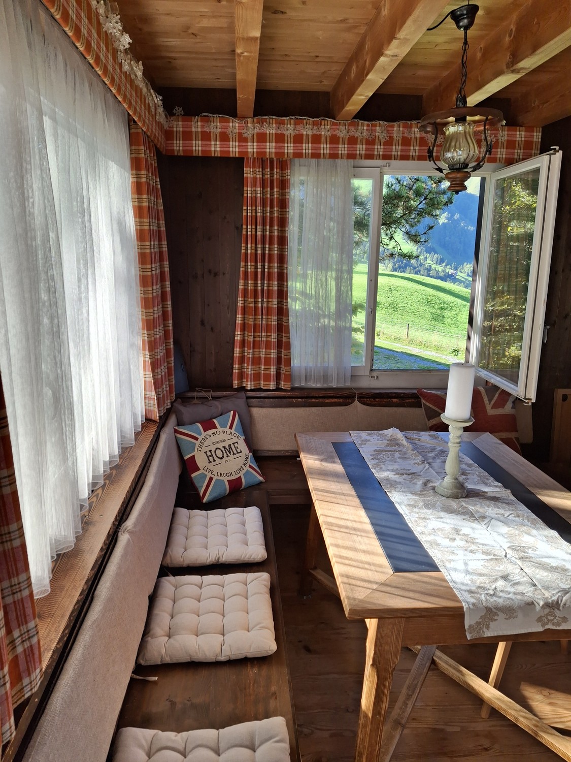 4 rooms single house