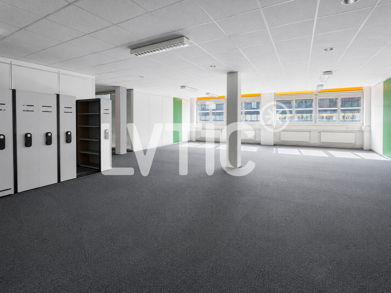 750m² Büro, Foto 3 von 10