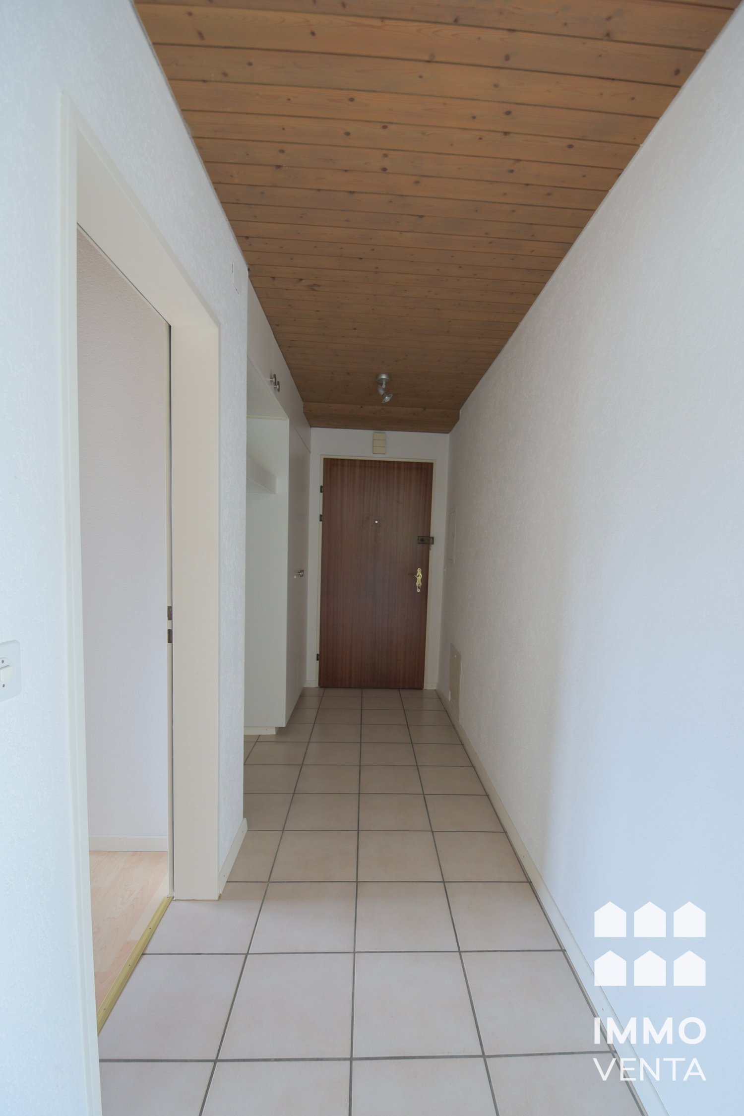 3 rooms attic flat