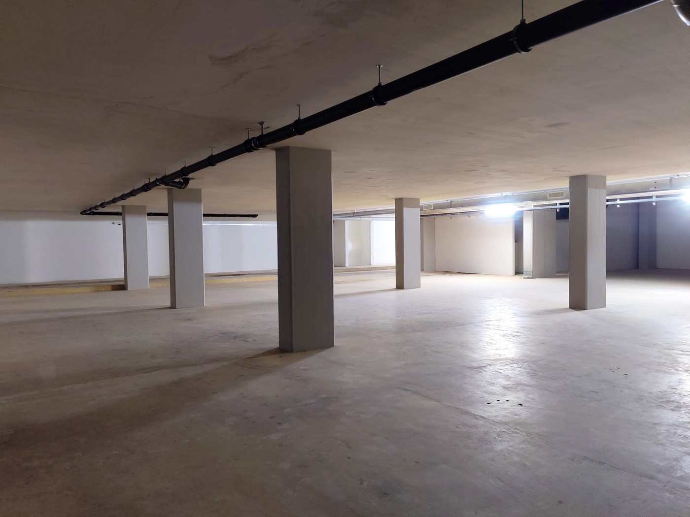 1683-1683m² compartimento di cantina