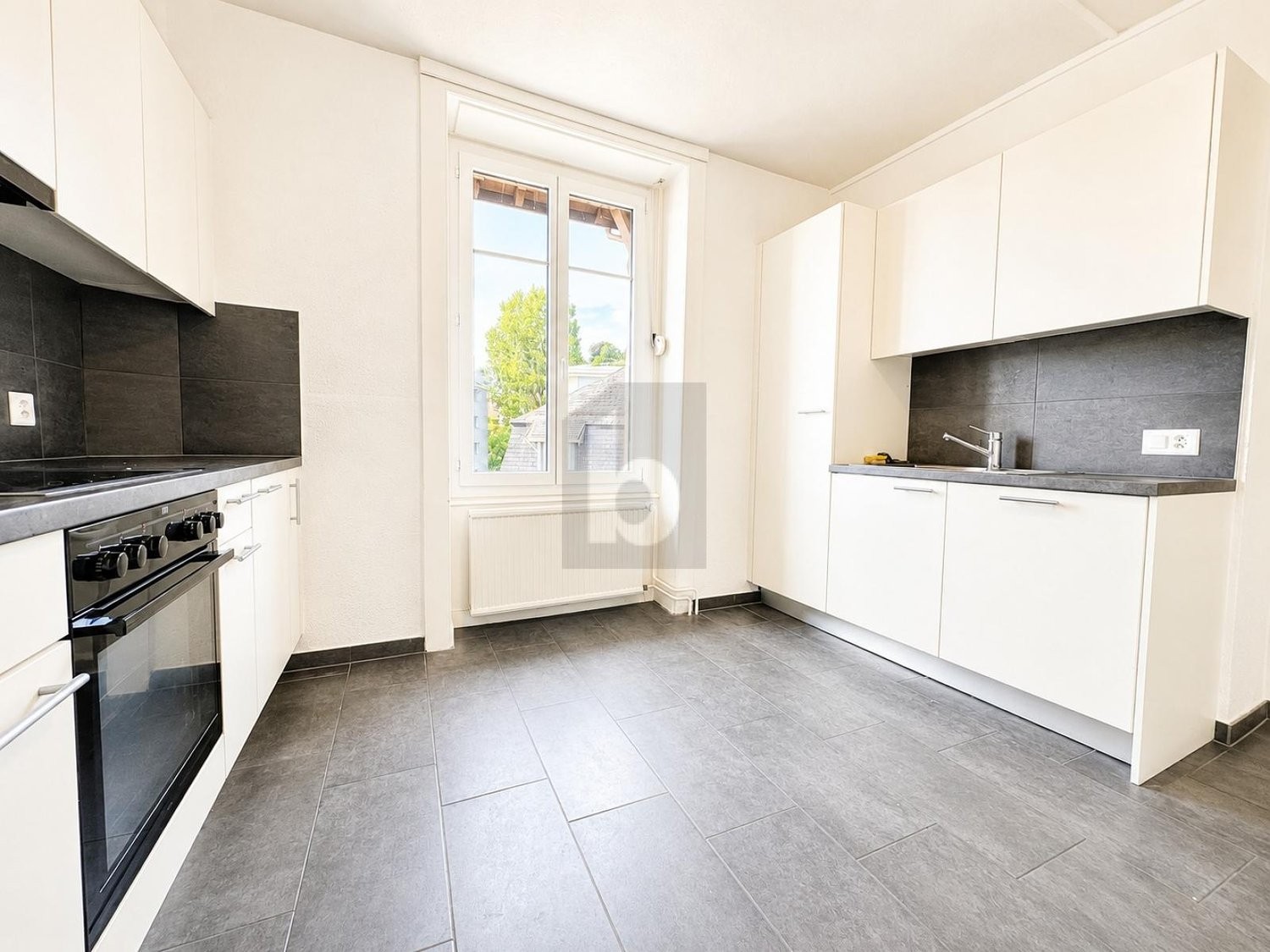 3 Zimmer Dachwohnung, Foto 4 von 4
