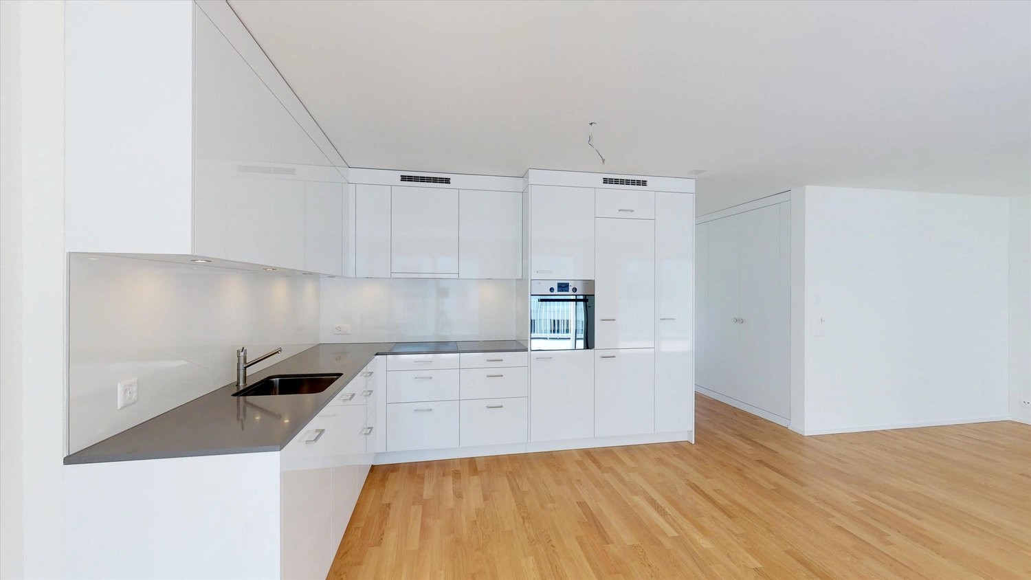 Appartamento di 4 ½ locali, foto 3 di 8