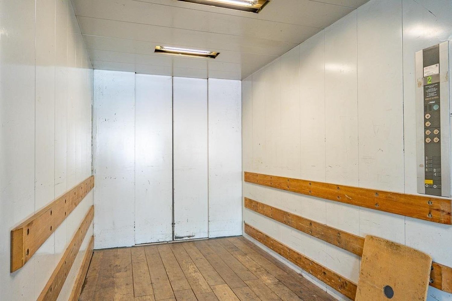 1532m² bureau, photo 7 sur 8