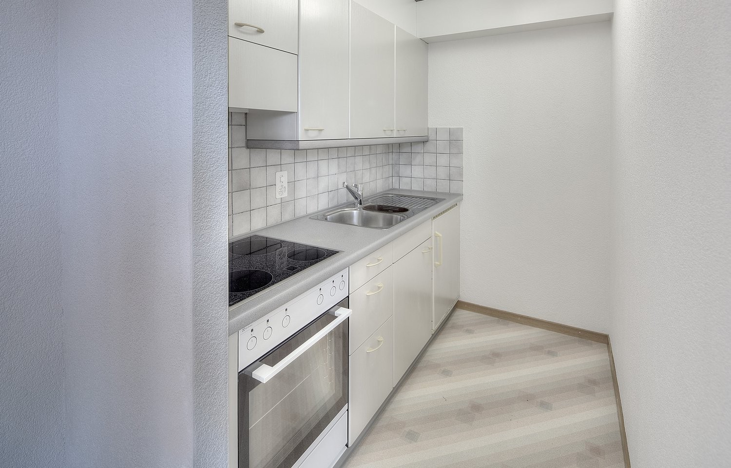 1 room apartment, Foto 5 von 7
