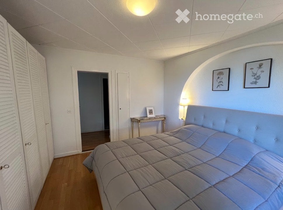 6 rooms apartment