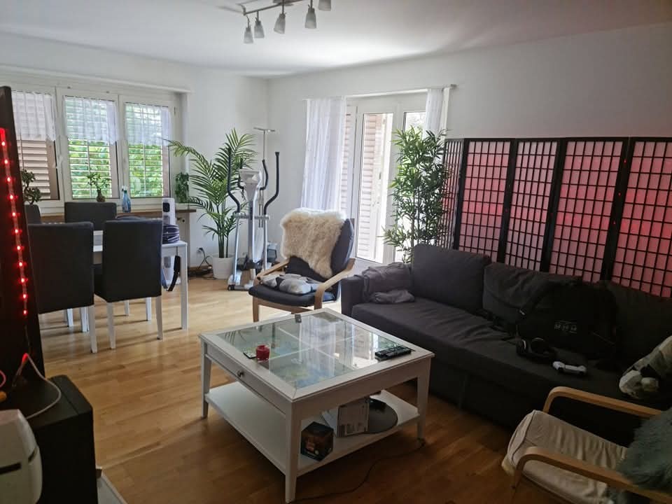 Zimmer in einer Wohngemeinschaft, Foto 1 von 9