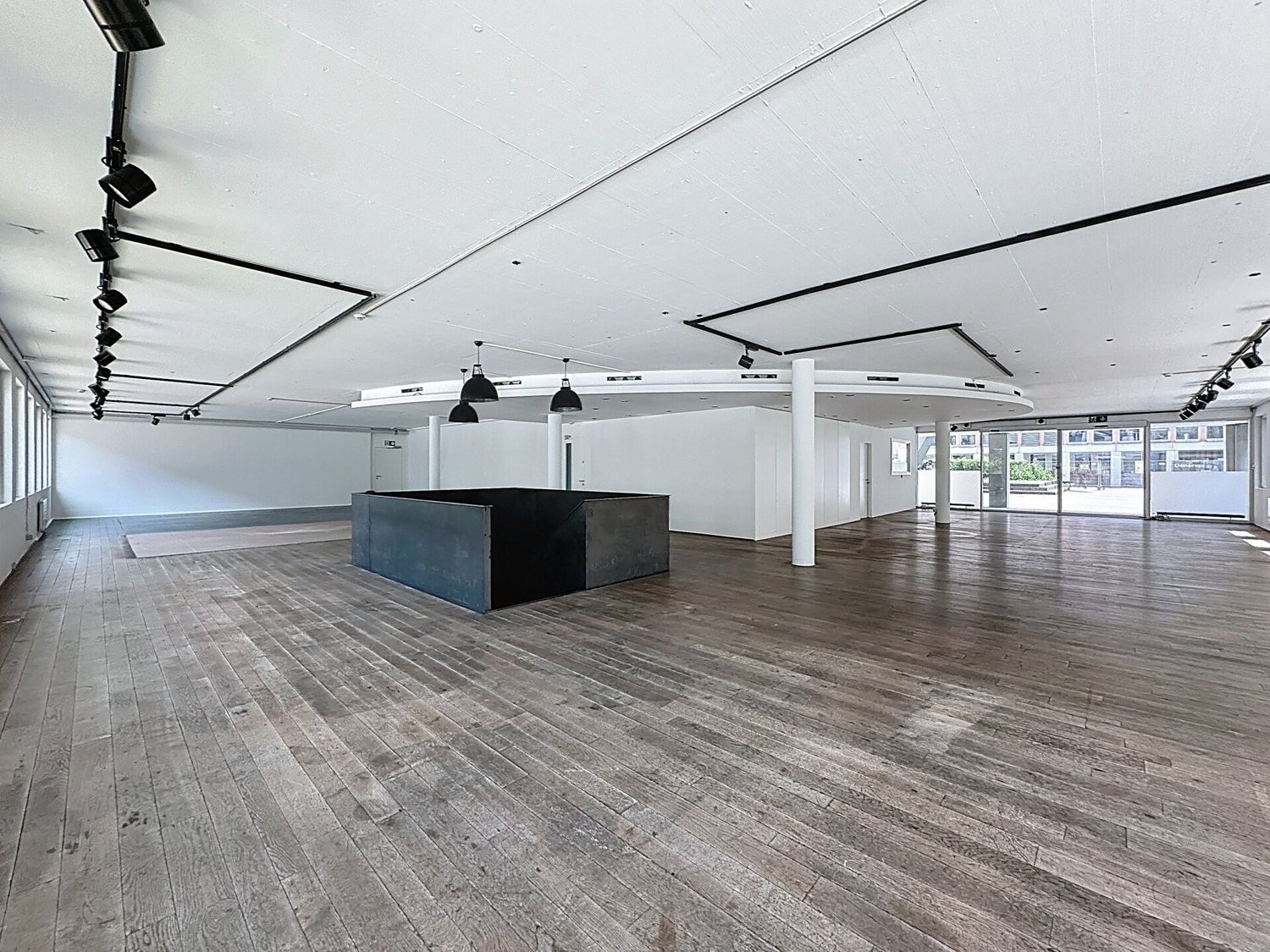 380m² Laden