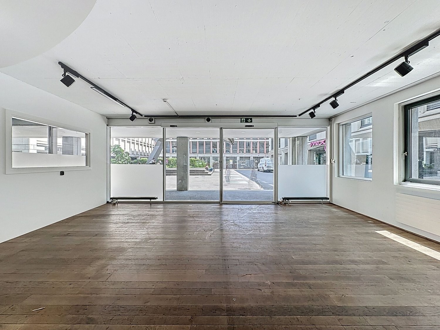 380m² Laden