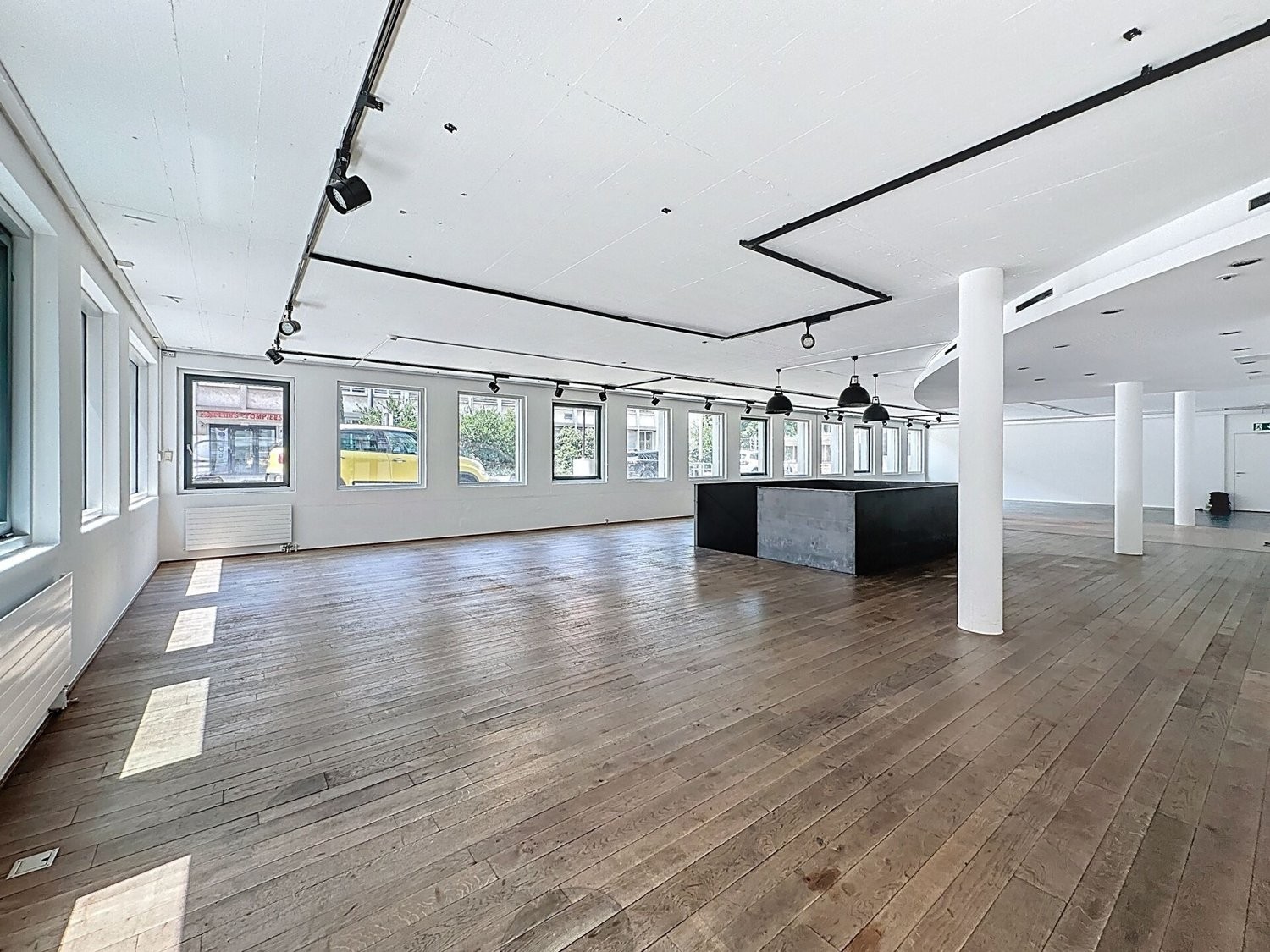 380m² Laden