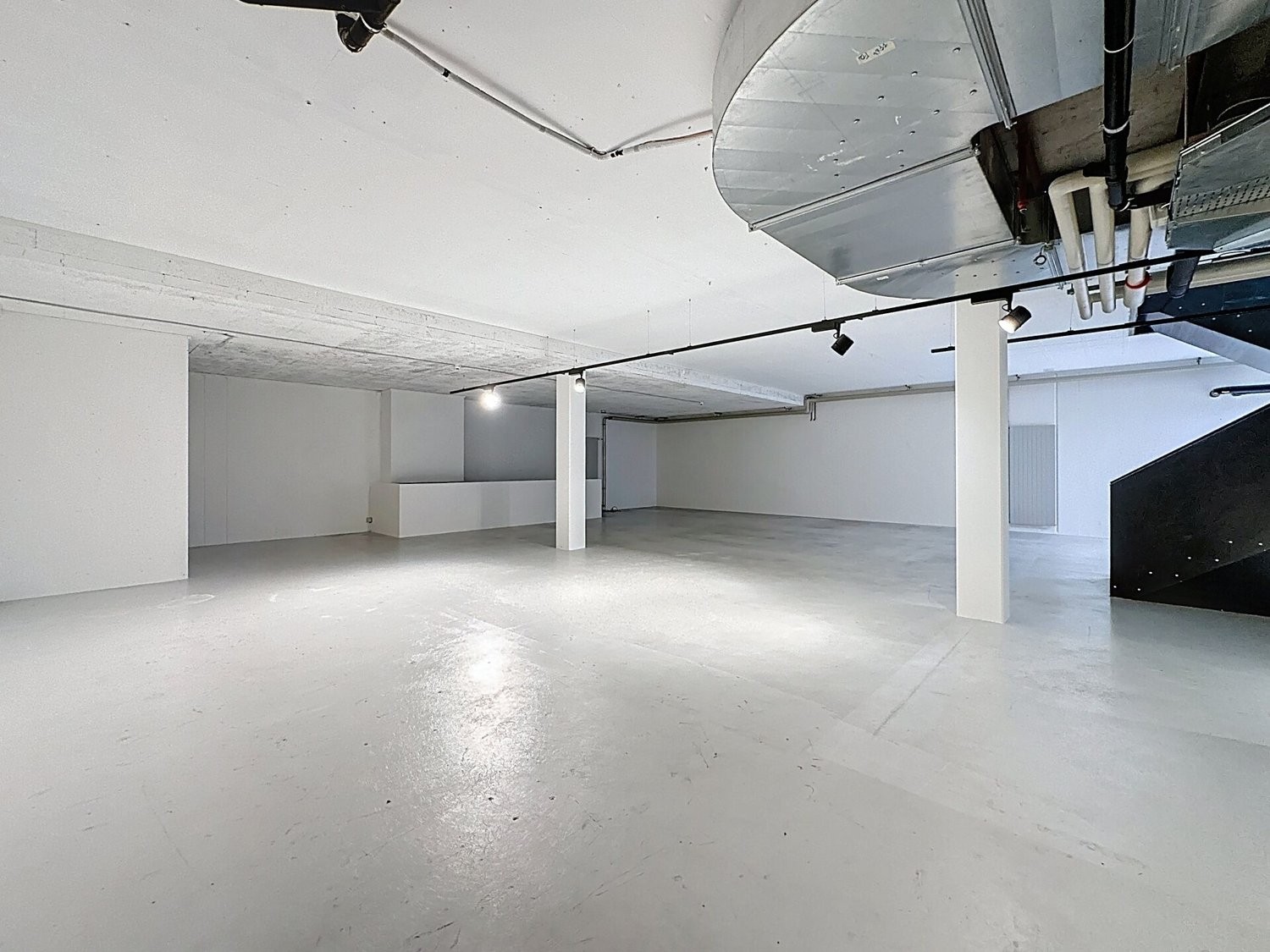 380m² Laden