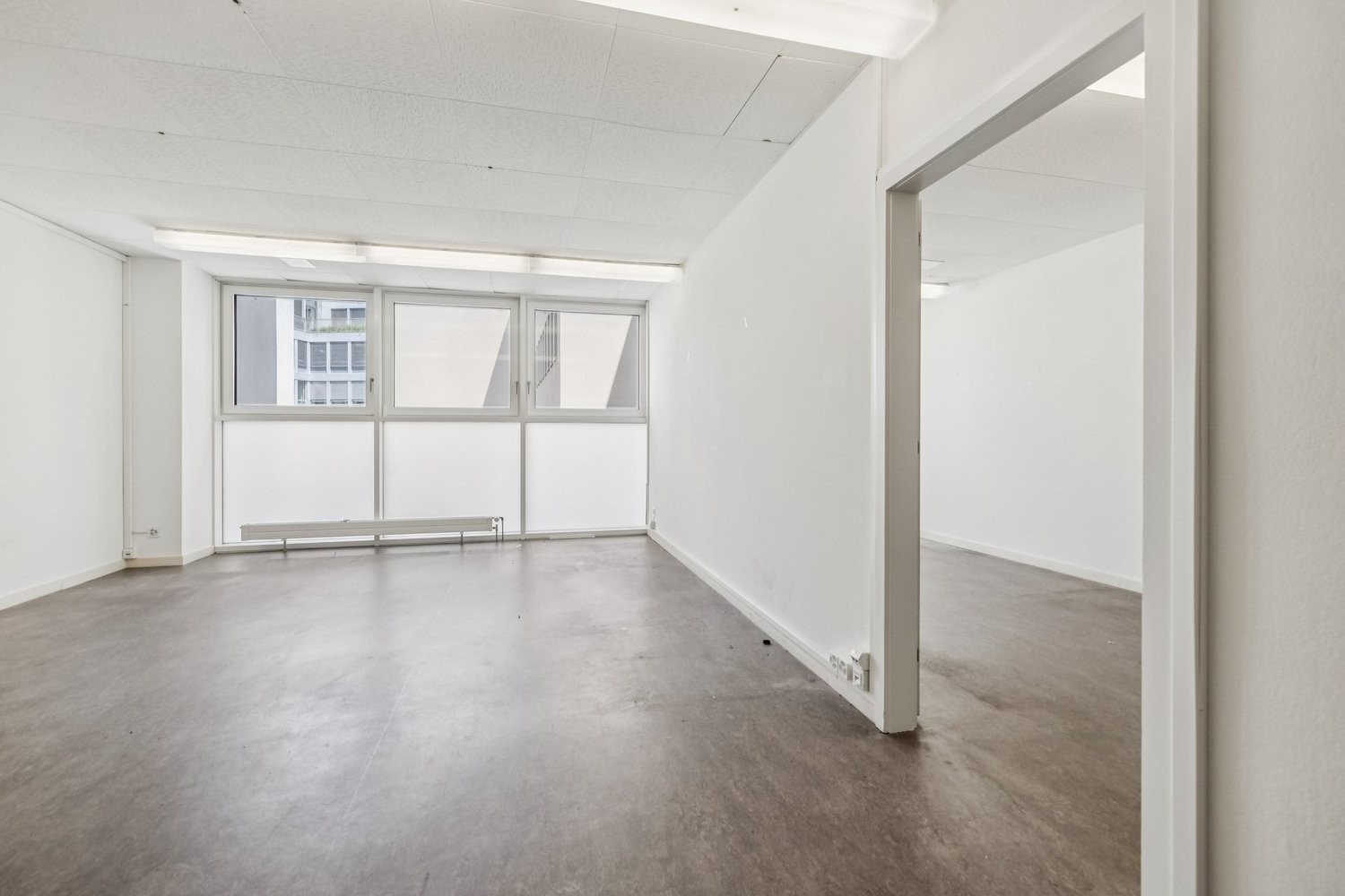 234m² office