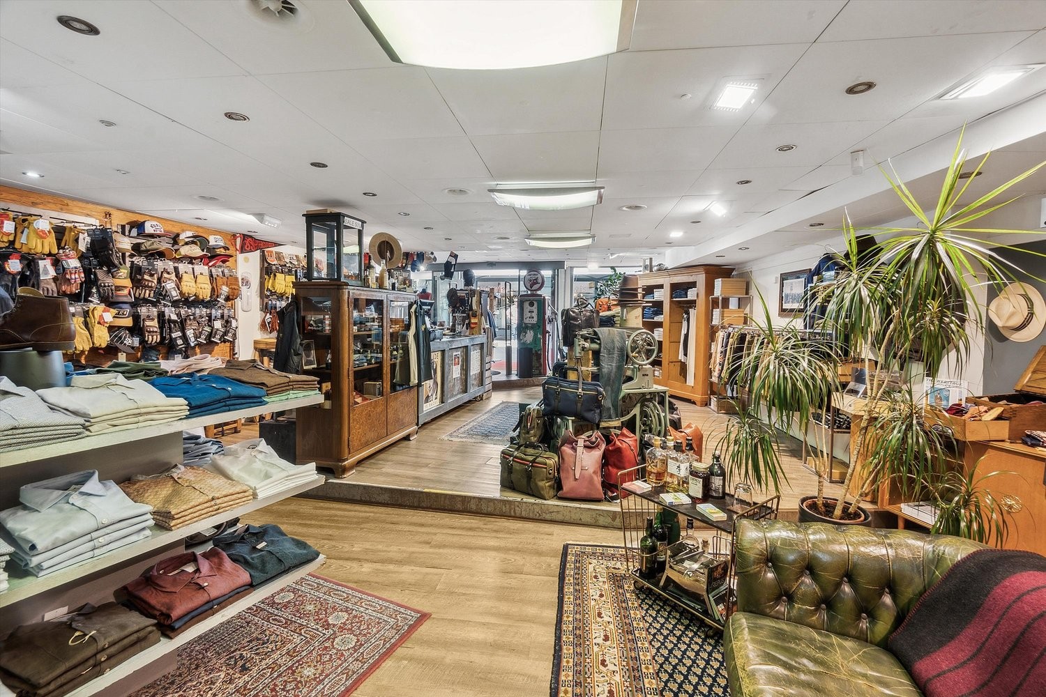 130m² shop, Foto 4 von 10