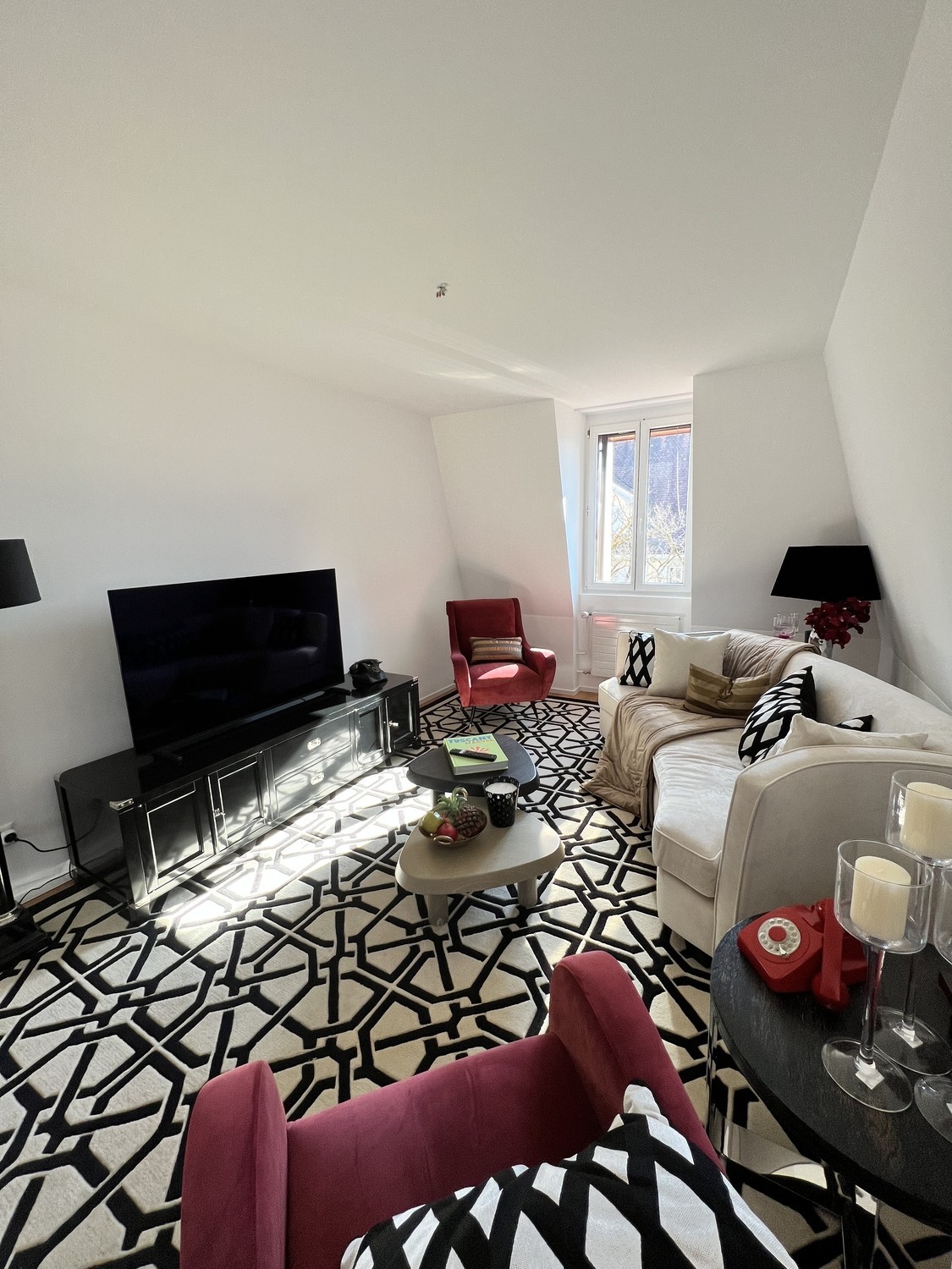 2-Zimmer-Wohnung, Foto 1 von 9