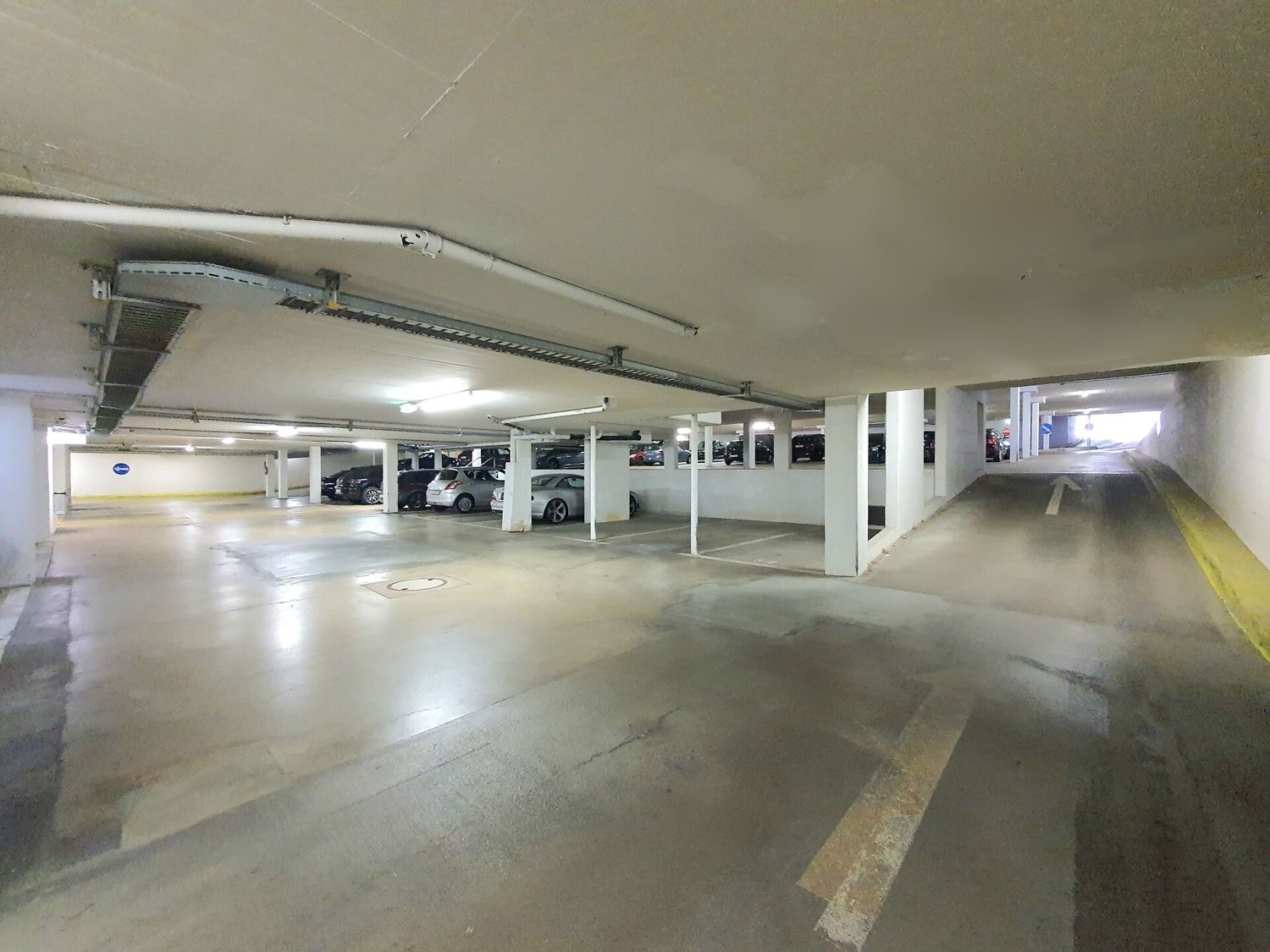 140m² de commerce