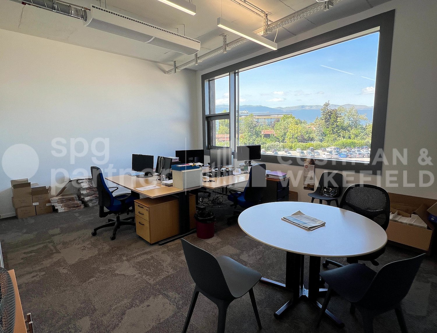 298m² office, Foto 4 von 10