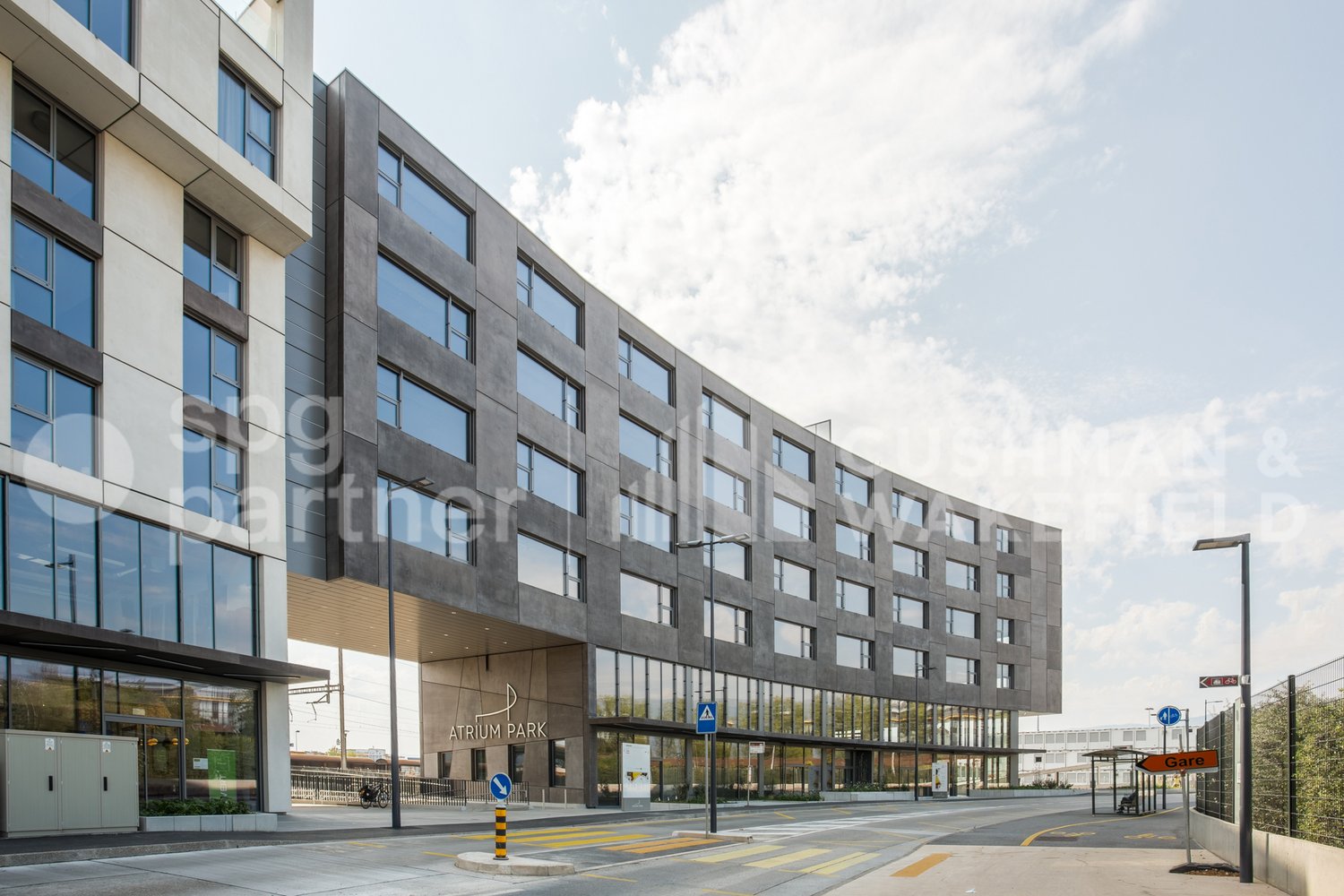 298m² office, Foto 2 von 10