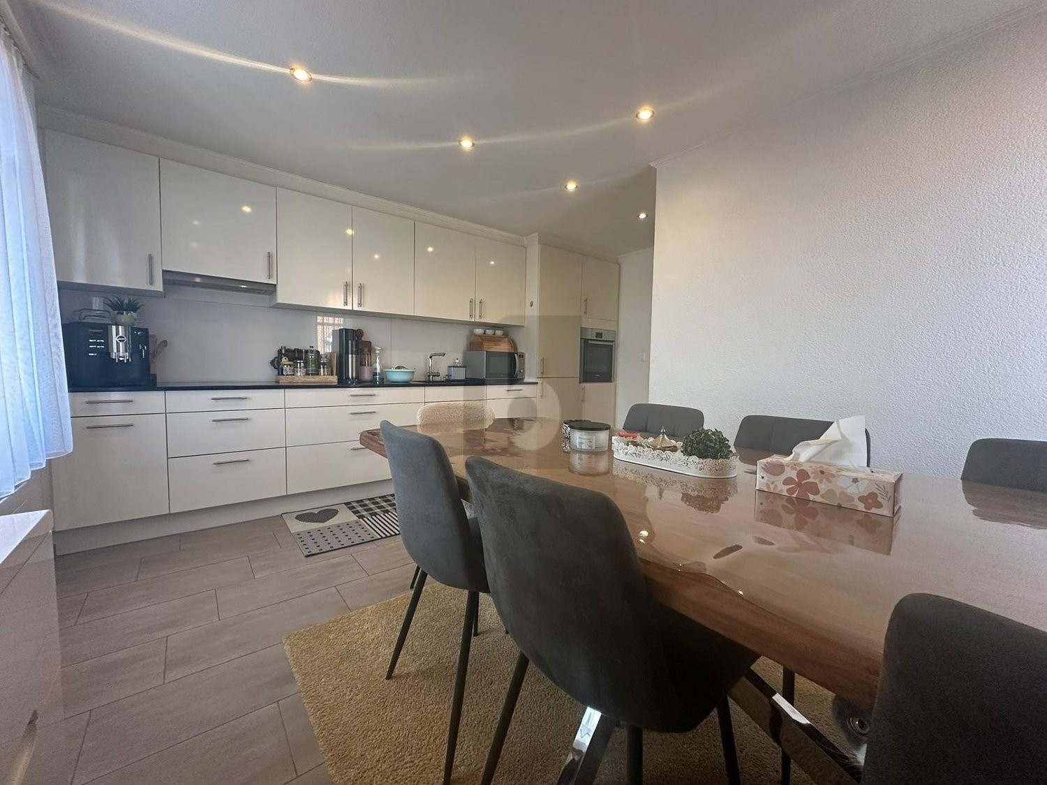 5 ½ rooms apartment, Foto 1 von 4