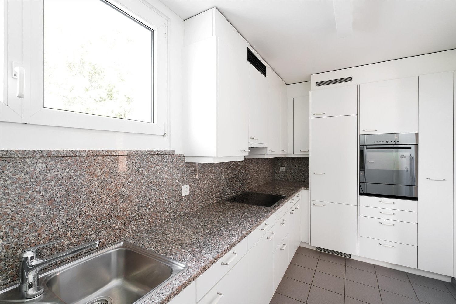 Appartement en attique de 6 pièces