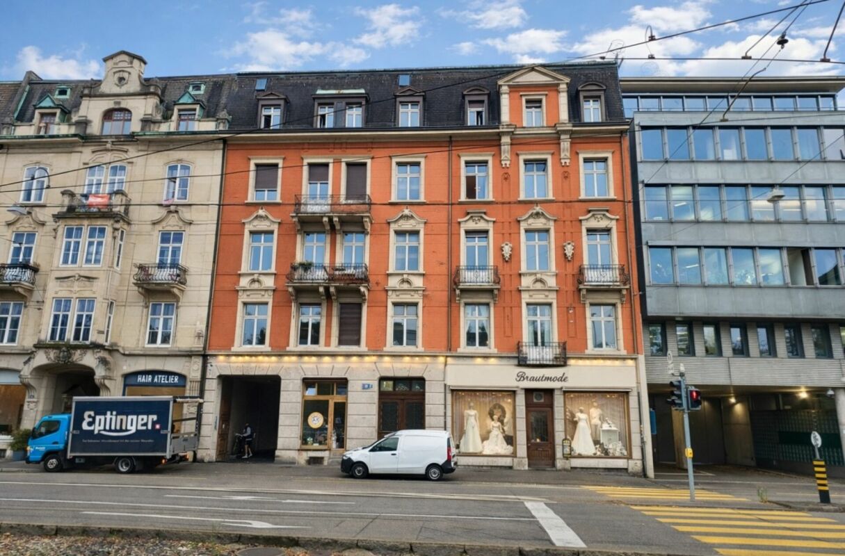 169m² shop, photo 3 sur 3