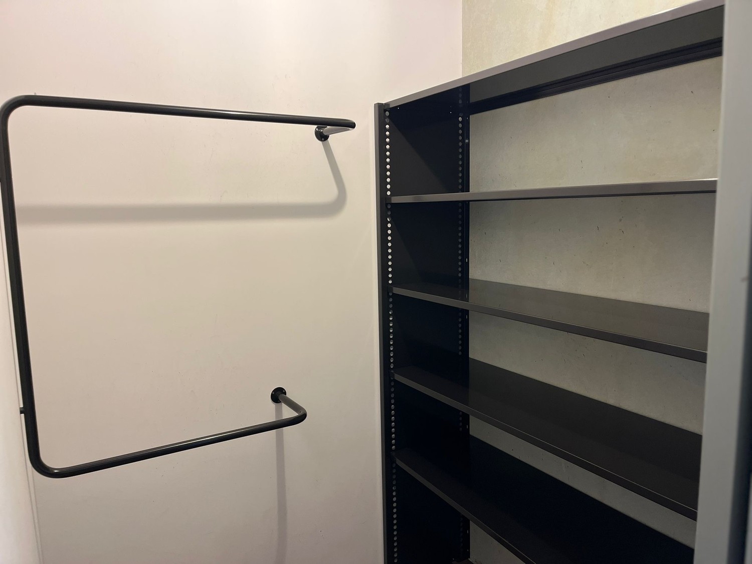 Chambre dans un appartement partagé