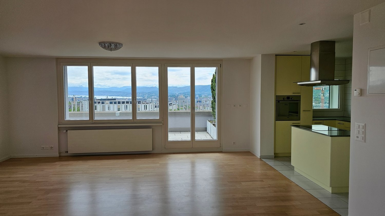 3 ½ rooms attic flat, Foto 1 von 10