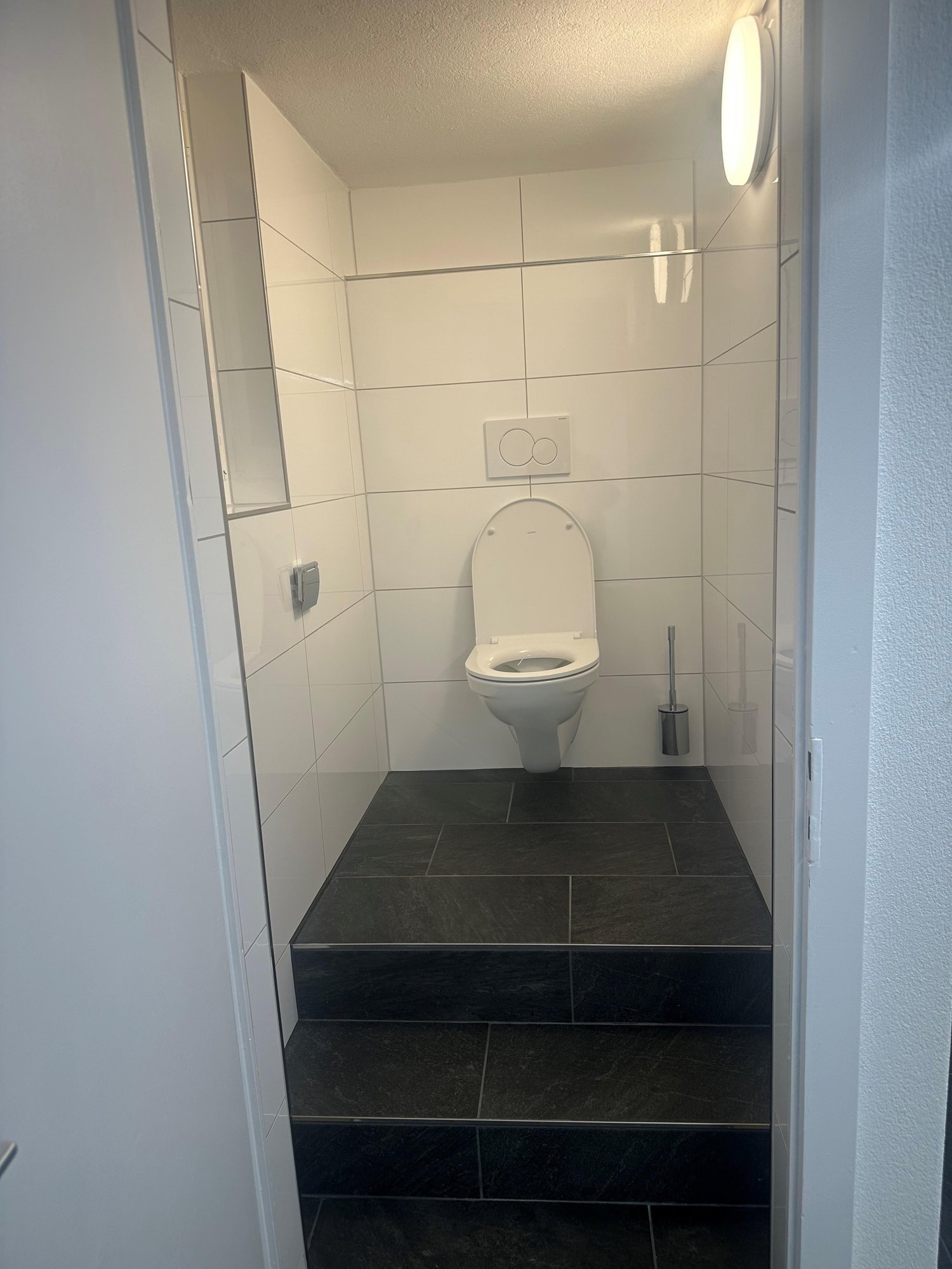 100m² commercial
