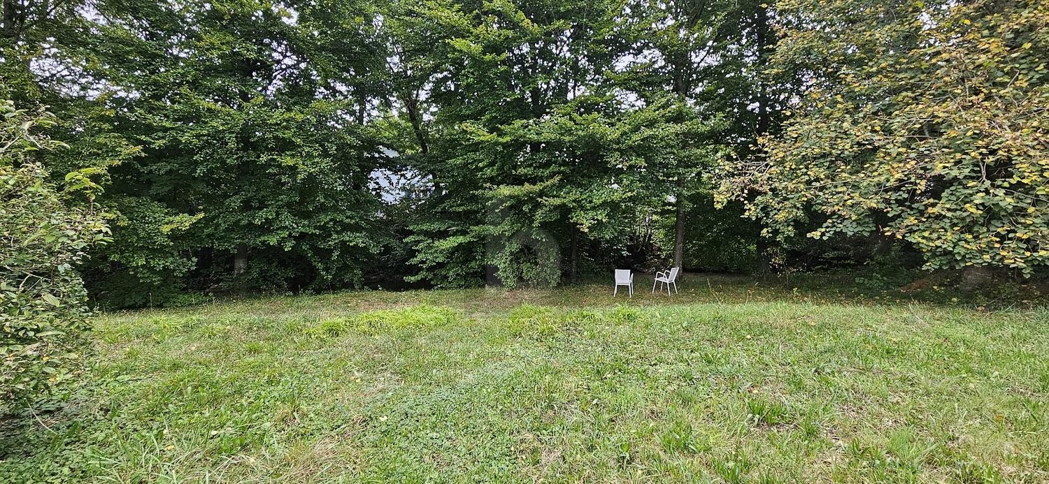 2098m² building land