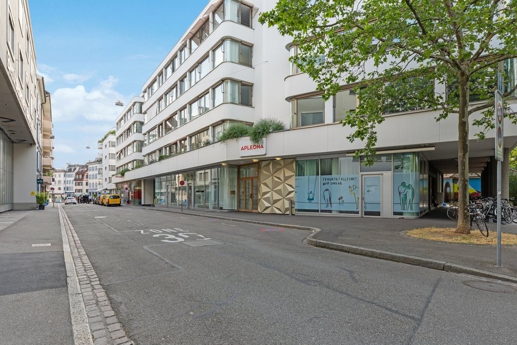 635m² ufficio, foto 1 di 10