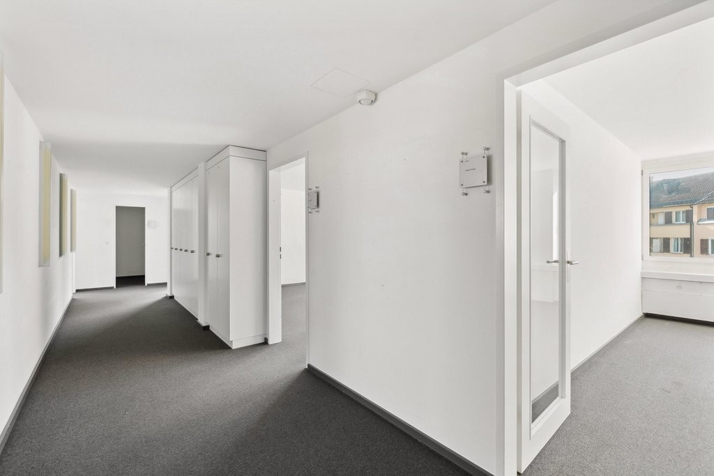 635m² ufficio, foto 10 di 10