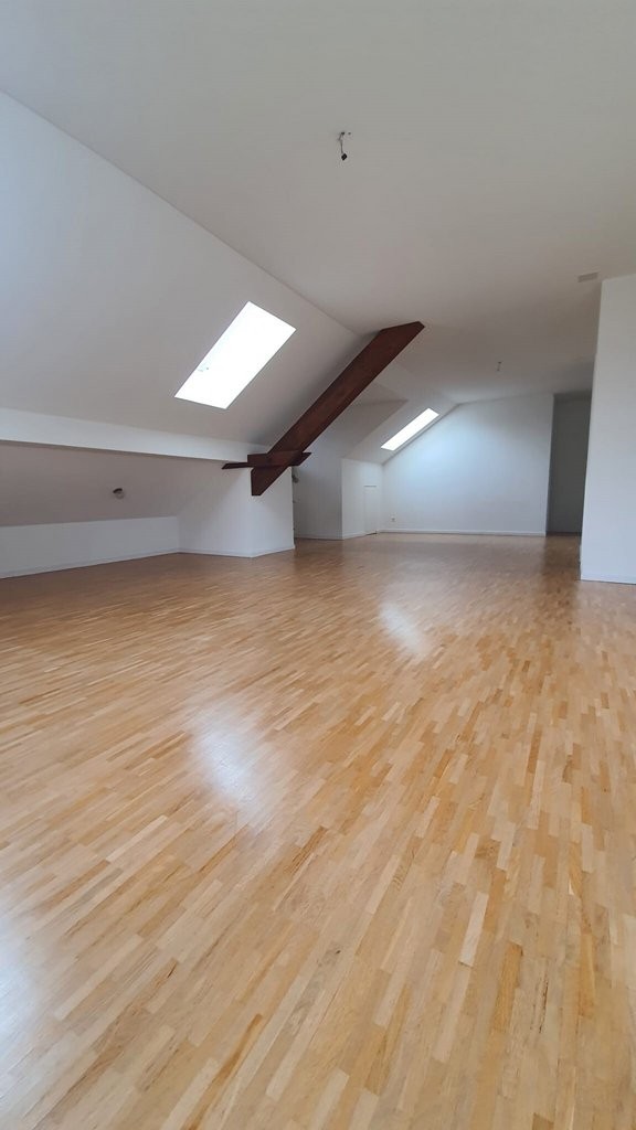 2 ½ pièces appartement au dernier étage