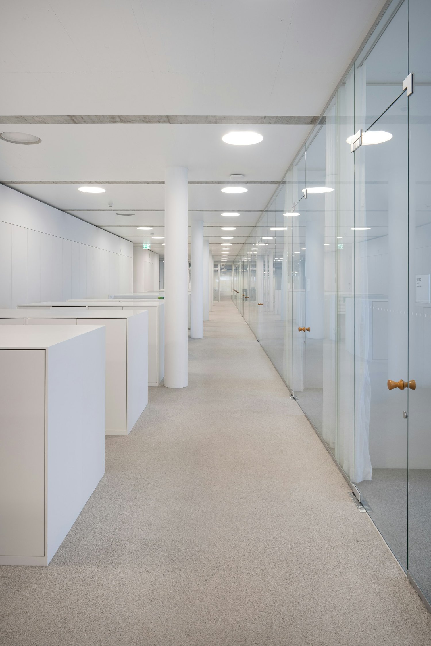 35000m² laboratory, Foto 7 von 10