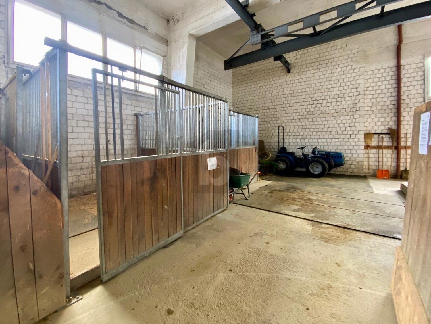 950m² industrial object, Foto 3 von 4