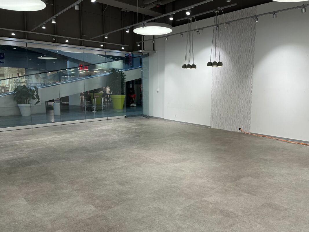112m² shop, Foto 2 von 4
