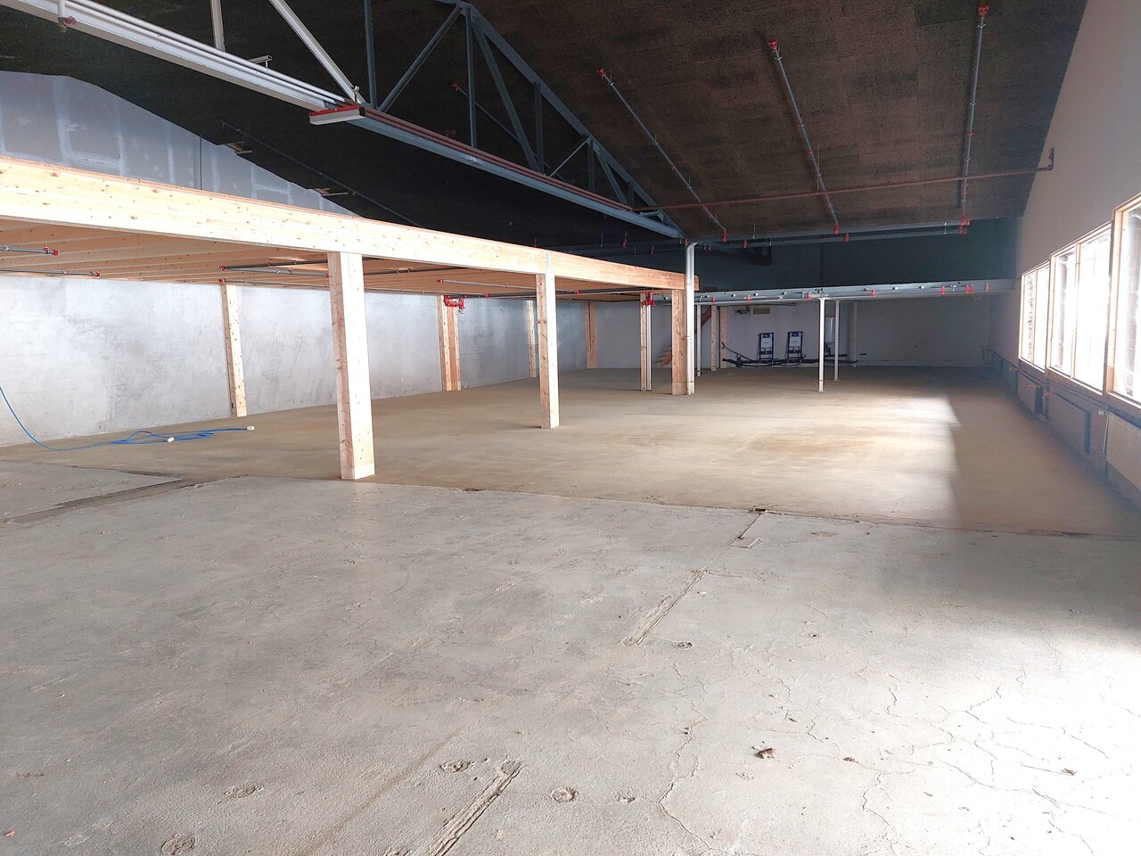 582m² Atelier, Foto 4 von 6