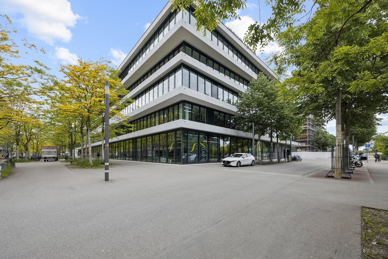 1048m² office, Foto 2 von 5