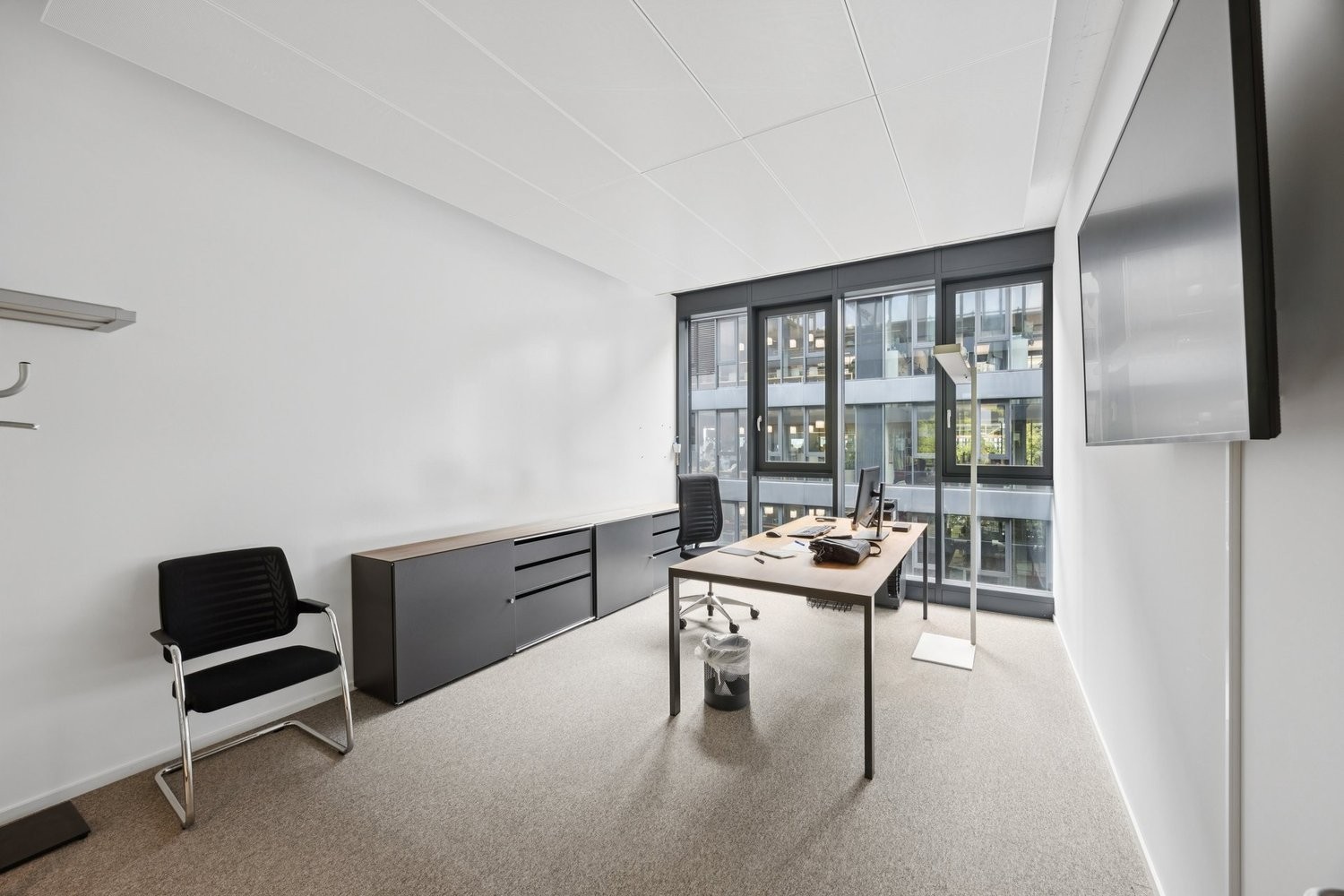 1048m² office, Foto 4 von 5
