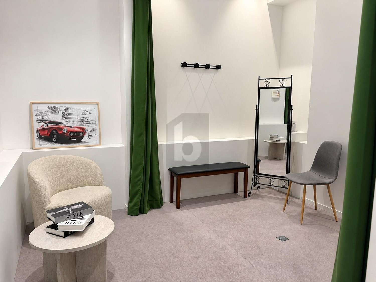 160m² Laden