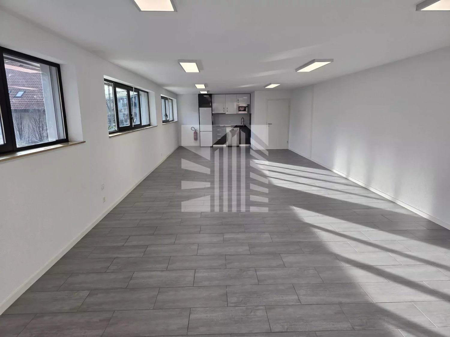 70m² shop, Foto 3 von 10