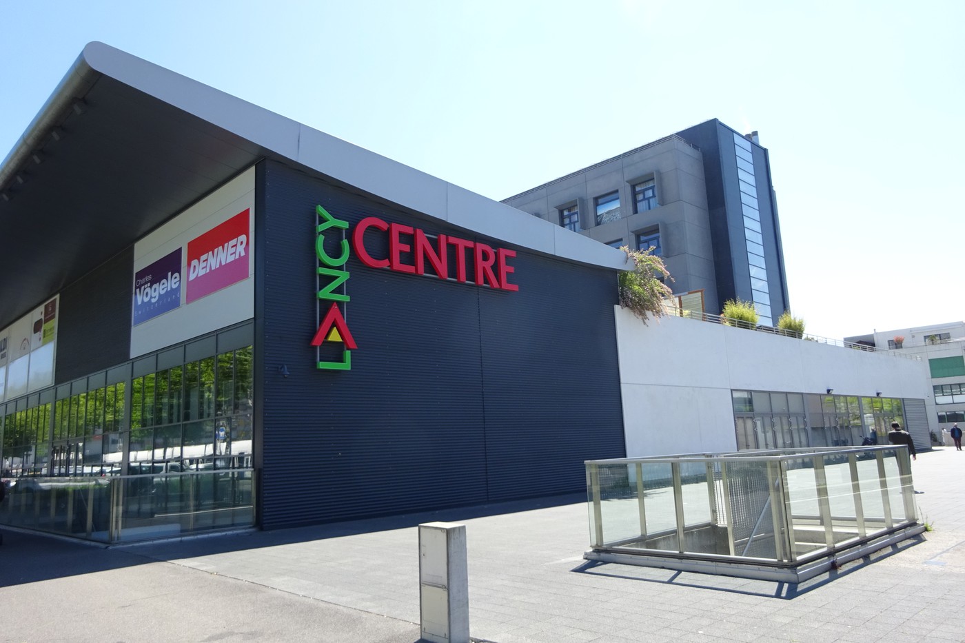 166m² shop, photo 6 sur 8