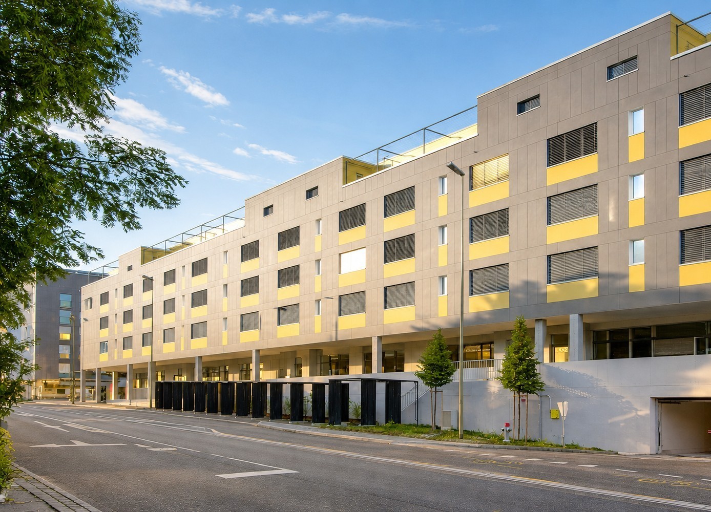 100m² commerciale