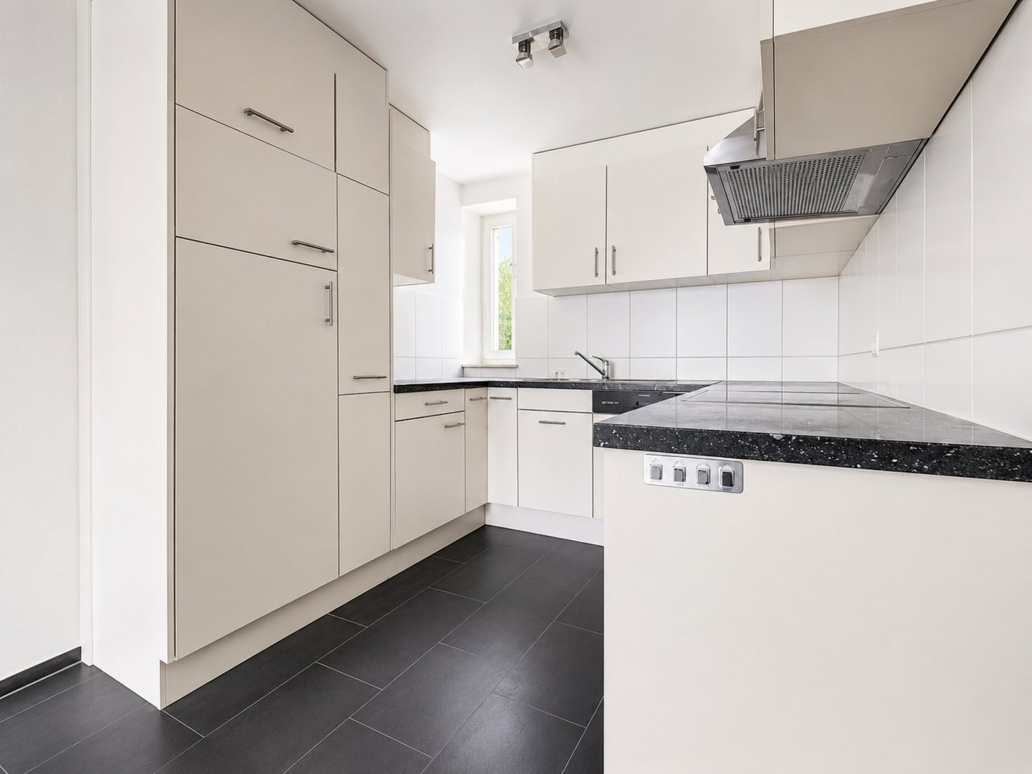 12 ½ rooms multi family house