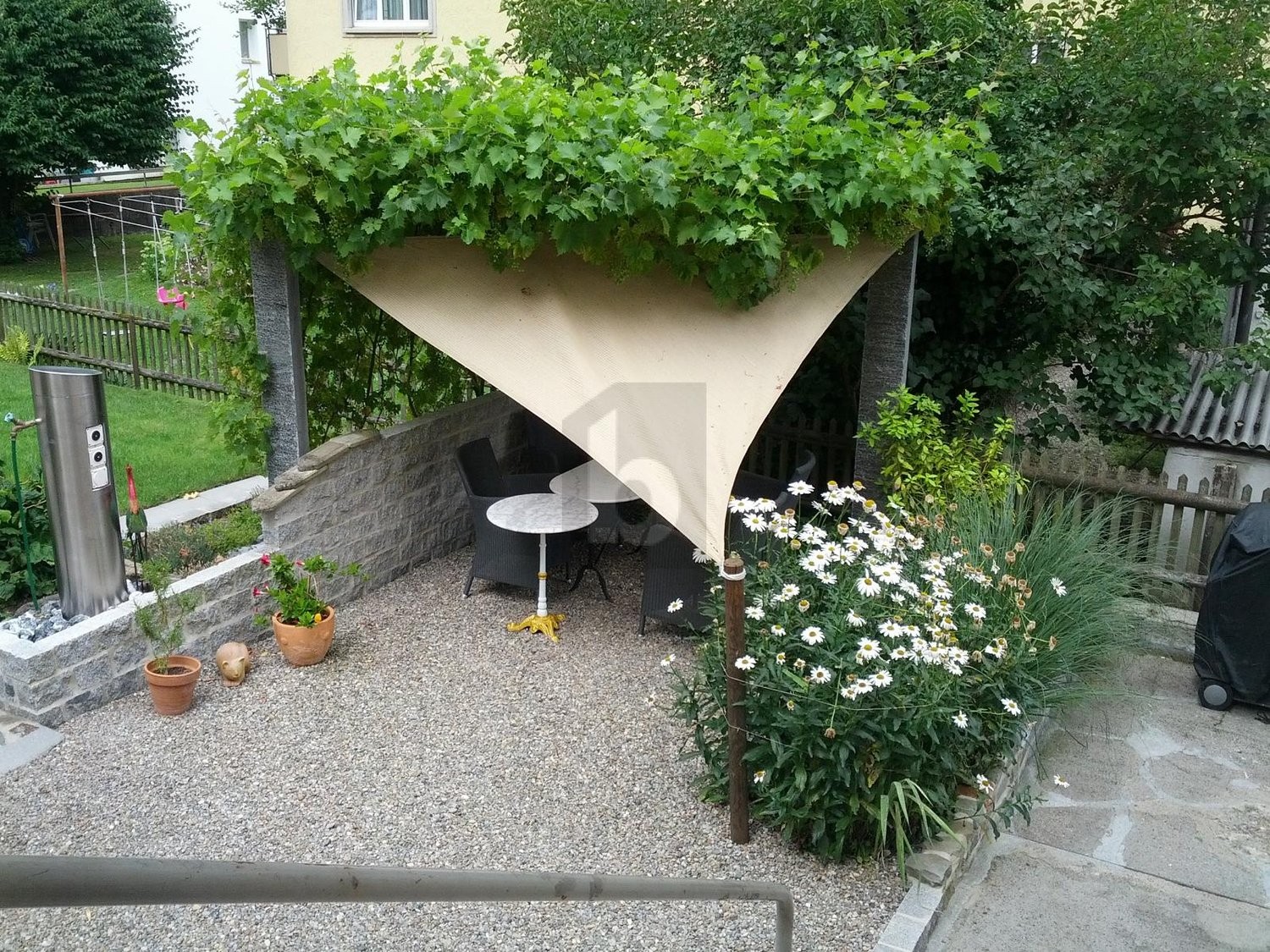 maison multifamiliale de 12 pièces